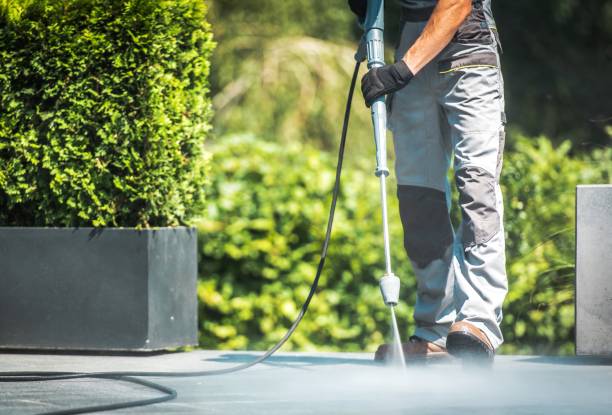 Best Graffiti Removal  in Corona, CA